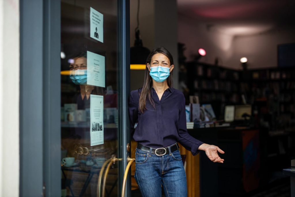 Start a Bookstore in 8 Eye-Opening Steps