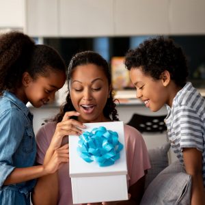 How To Leverage Holiday Traffic in 2023